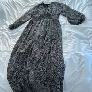 NWOT Bardot navy and white midi length dress